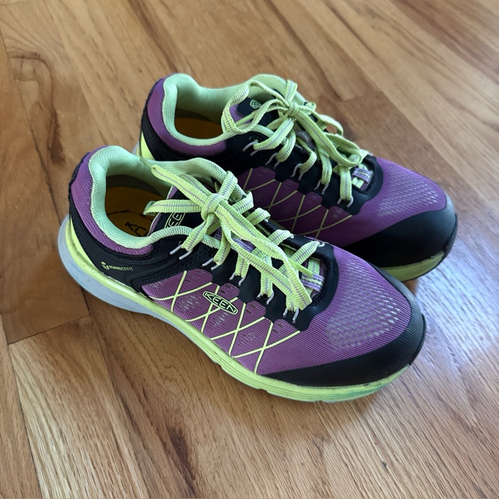 KEEN Utility Vista Energy Women’s Sz 6M Safety Shoes Comp Toe Sneakers, Violet - Picture 1 of 7